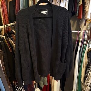American Eagle Outfitters Black Open-Front Knit Cardigan with Pockets